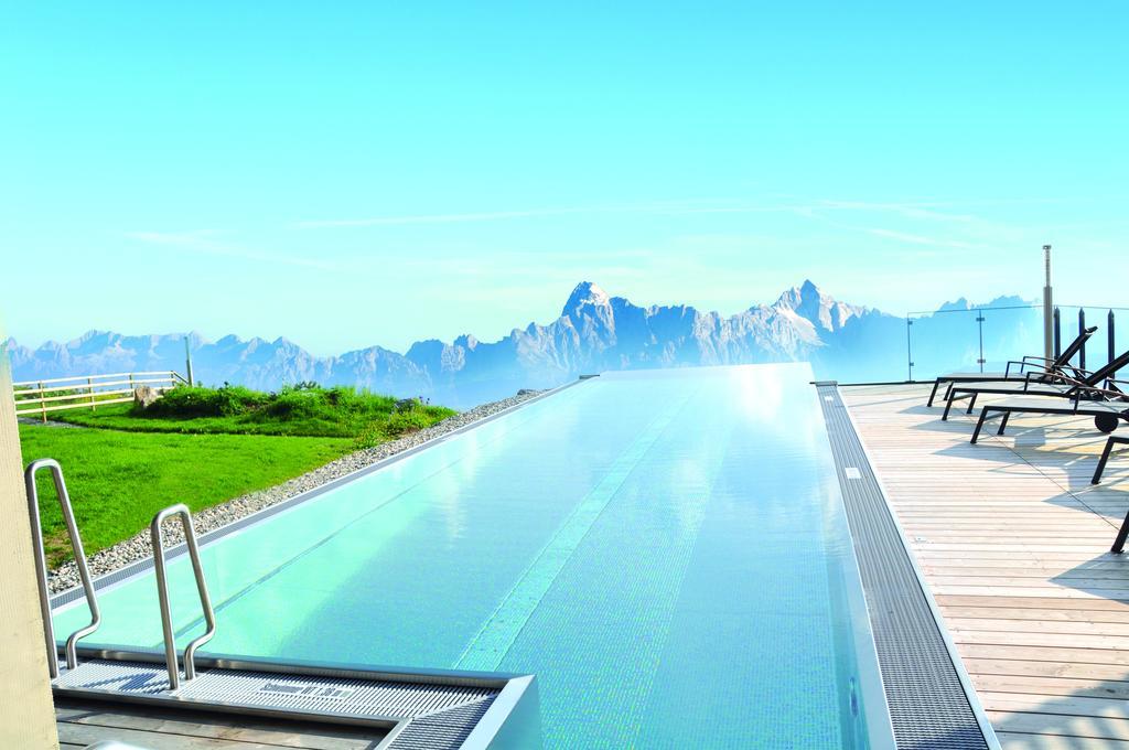 Alpinhotel Pacheiner Treffen Exterior foto